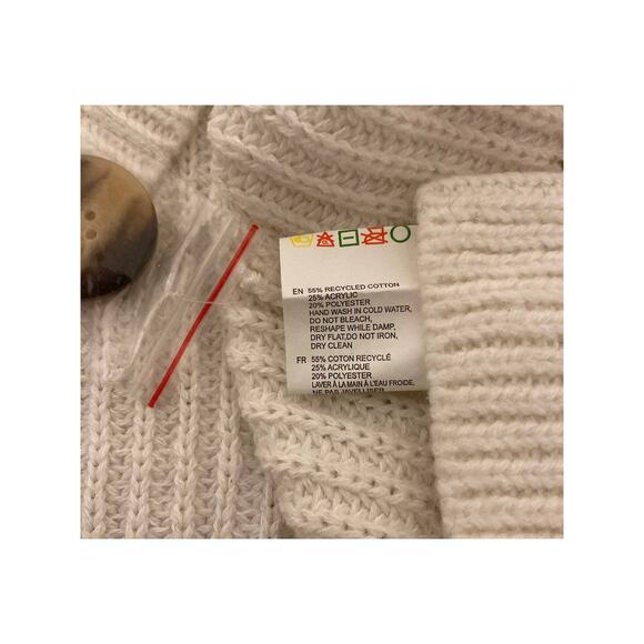 Cloth by Design Women's Button Front Tunic Cardigan Sweater Medium Egg White NWT - Picture 6 of 7